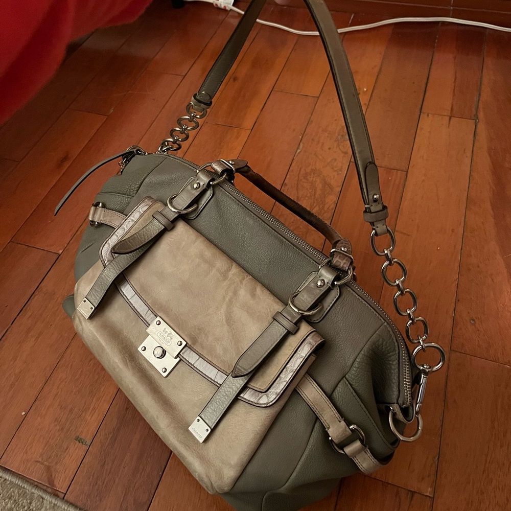Coach Pinnacle Bette special “Dove Gray” handbag